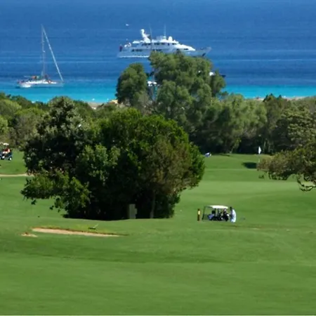Willa Antonella, Porto Cervo, Deliziosa, Indipendente, Giardino, Vista Mare Arzachena